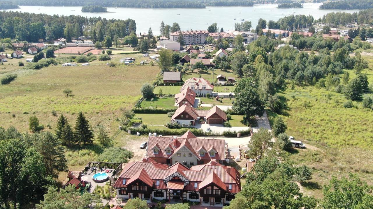 Apartmán Dwor U Papuga Ruciane-Nida Exteriér fotografie