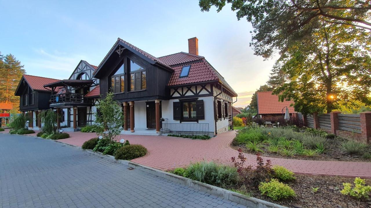 Apartmán Dwor U Papuga Ruciane-Nida Exteriér fotografie