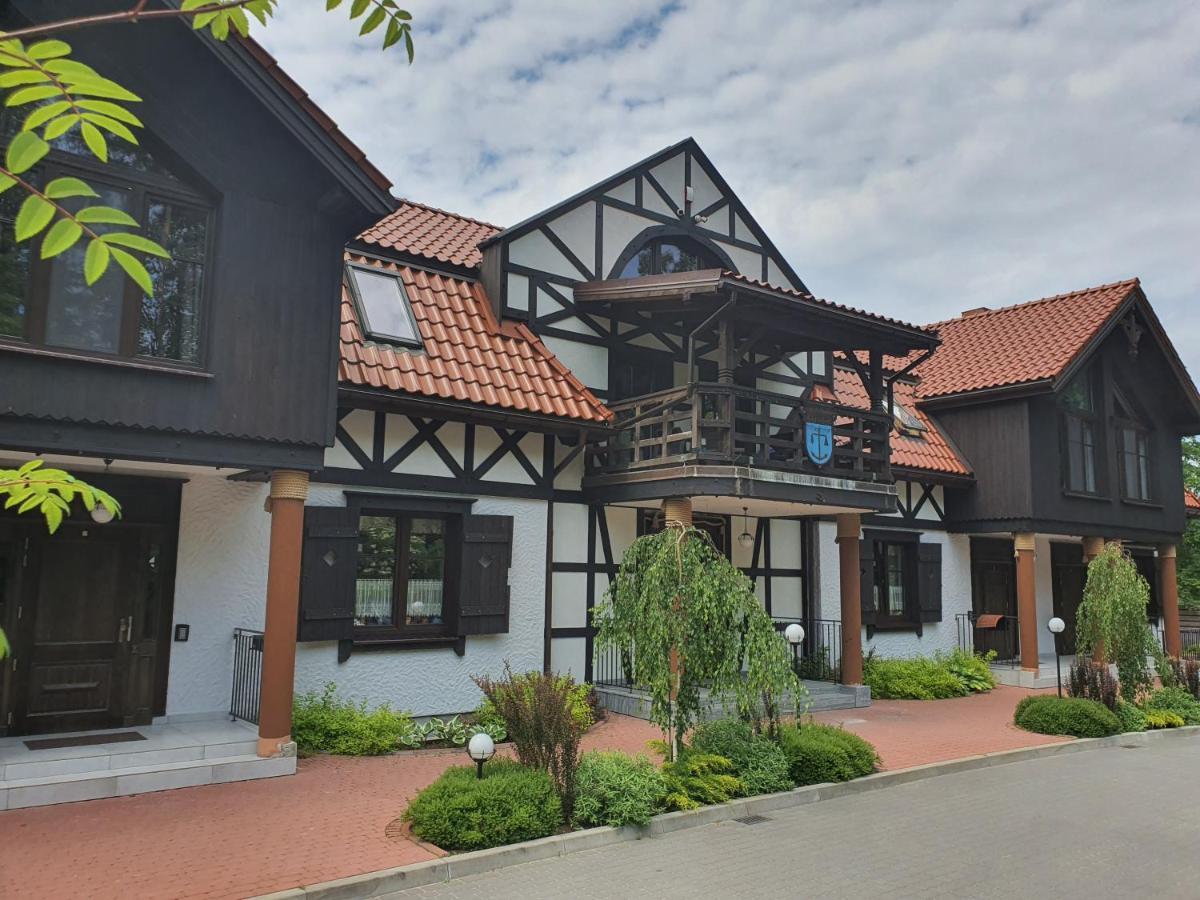 Apartmán Dwor U Papuga Ruciane-Nida Exteriér fotografie