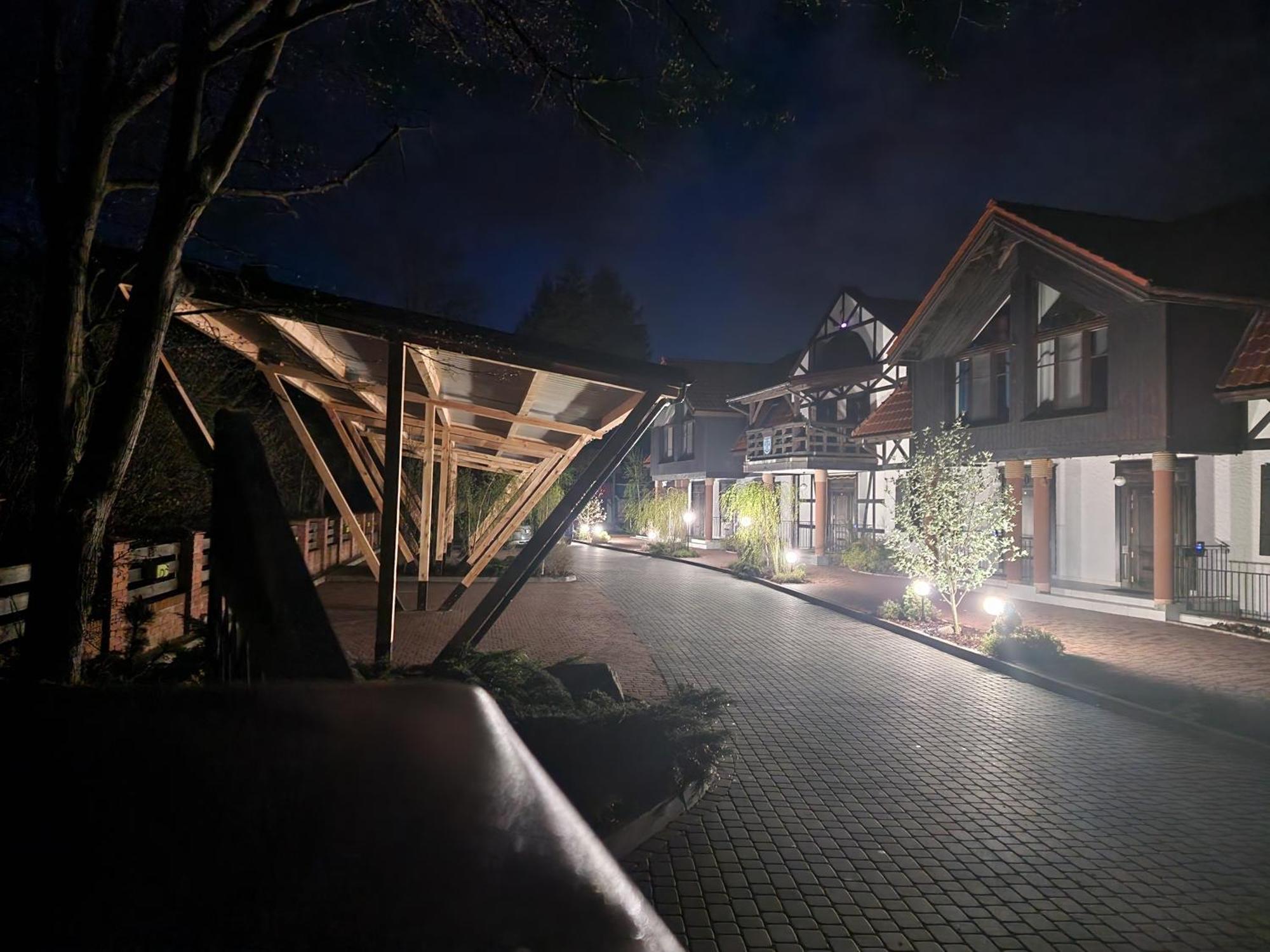 Apartmán Dwor U Papuga Ruciane-Nida Exteriér fotografie