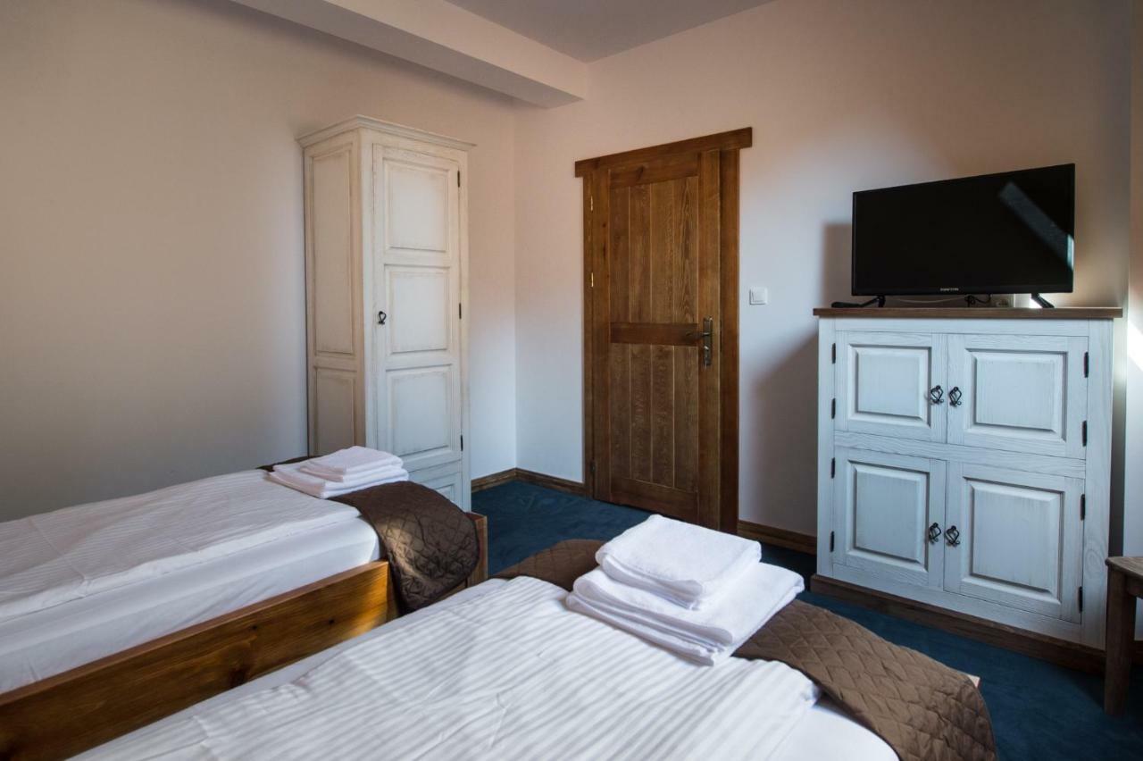 Apartmán Dwor U Papuga Ruciane-Nida Exteriér fotografie