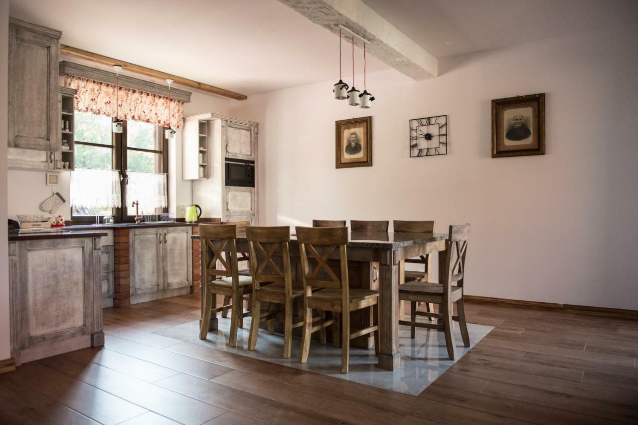 Apartmán Dwor U Papuga Ruciane-Nida Exteriér fotografie