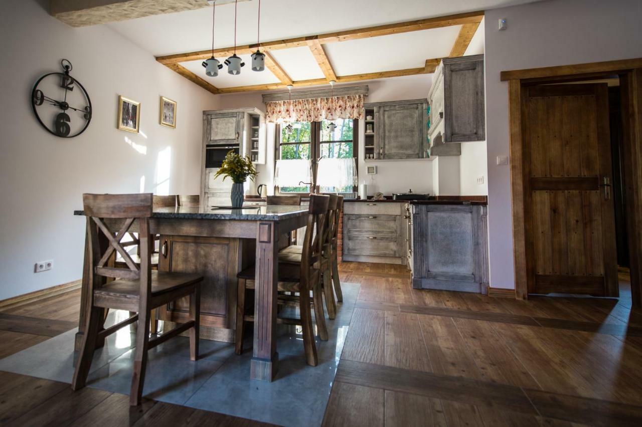 Apartmán Dwor U Papuga Ruciane-Nida Exteriér fotografie