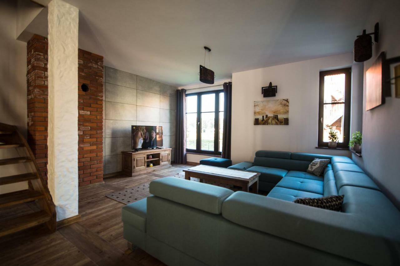 Apartmán Dwor U Papuga Ruciane-Nida Exteriér fotografie
