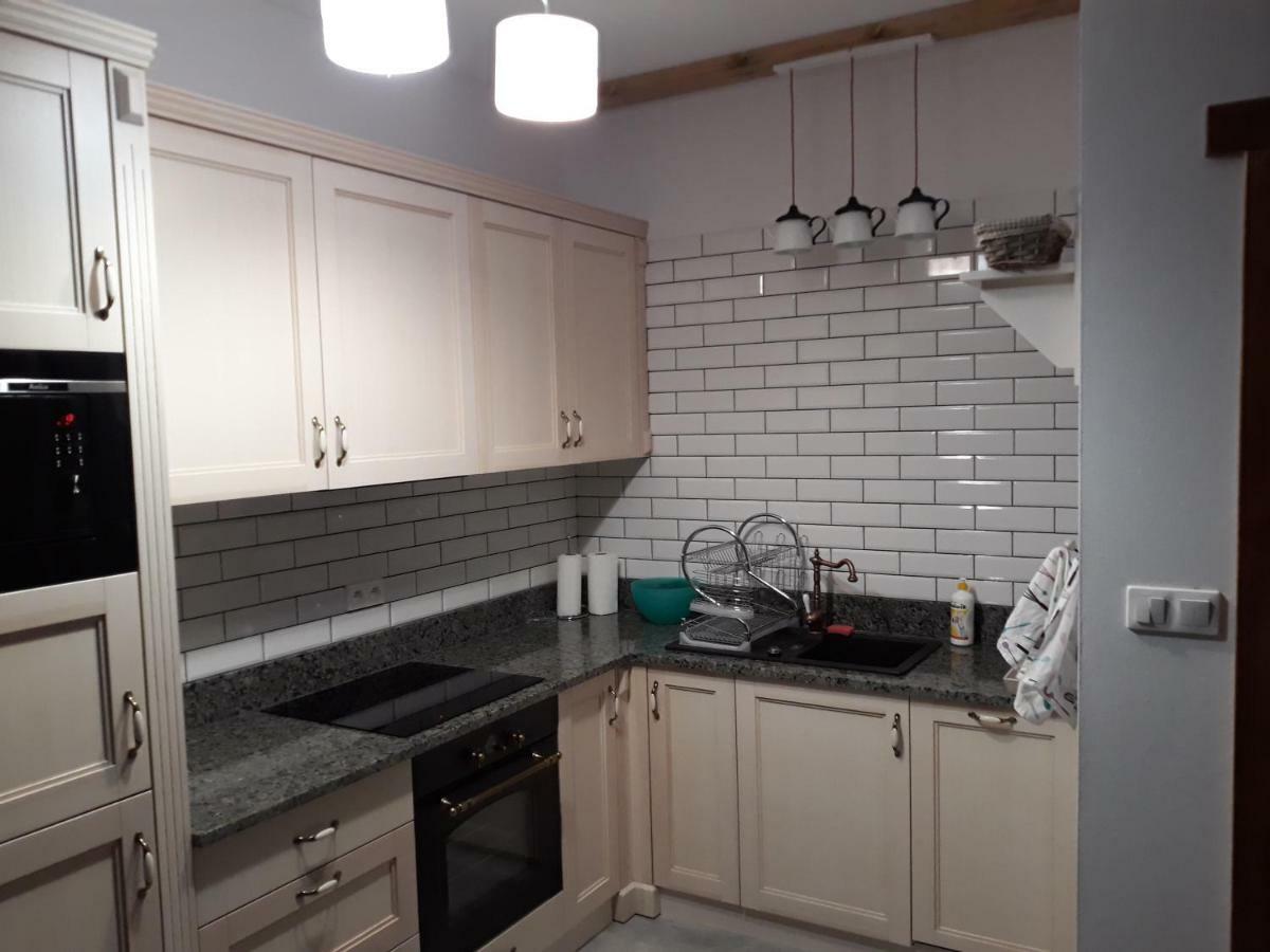 Apartmán Dwor U Papuga Ruciane-Nida Exteriér fotografie