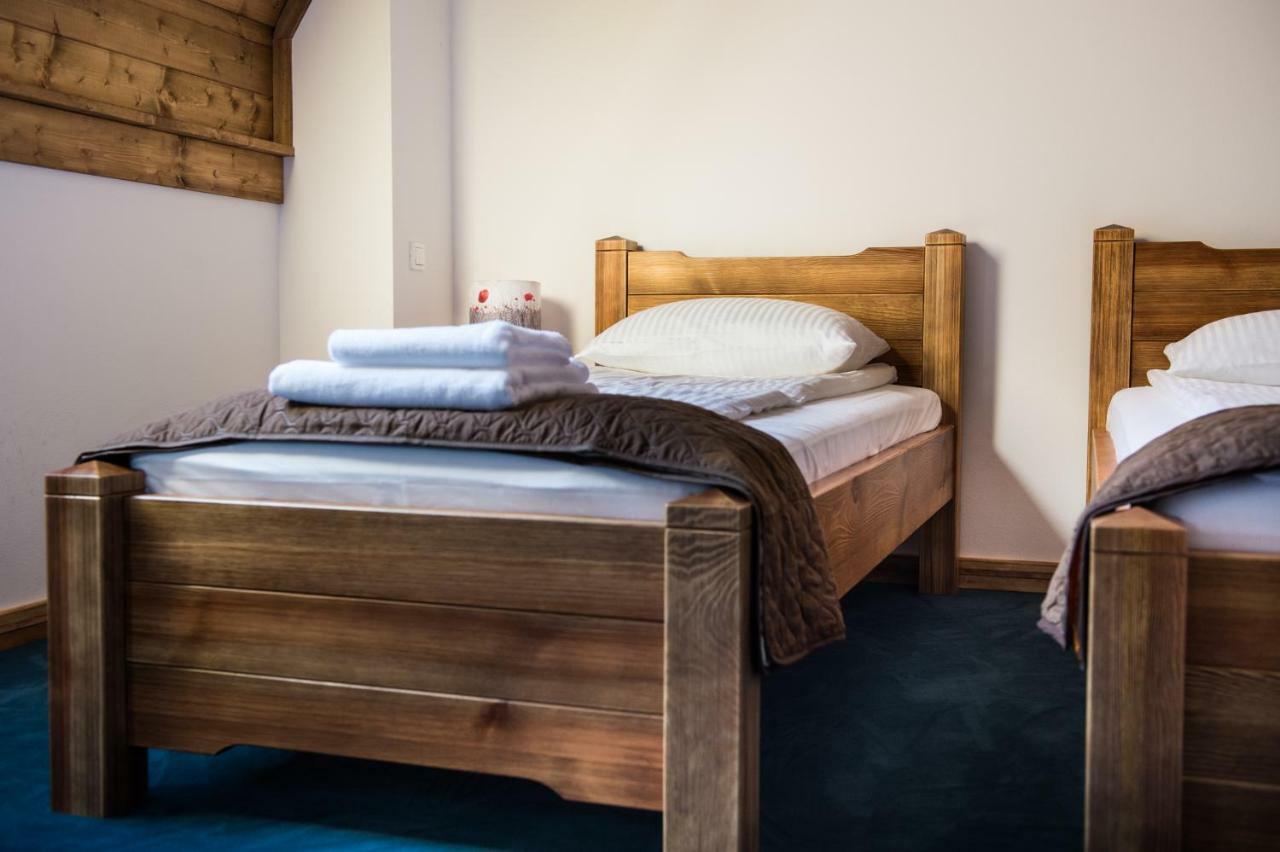 Apartmán Dwor U Papuga Ruciane-Nida Exteriér fotografie